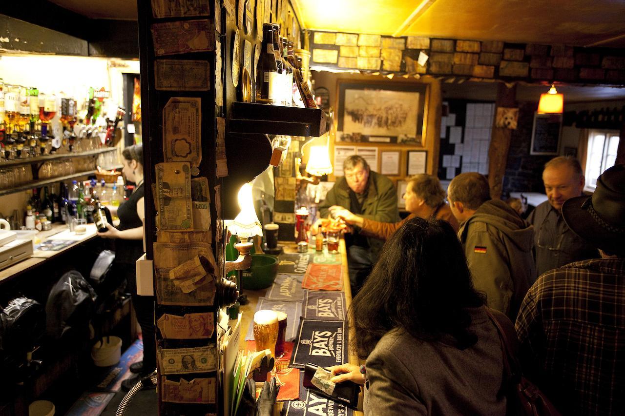 Duke Of York Hotel Dolton Buitenkant foto