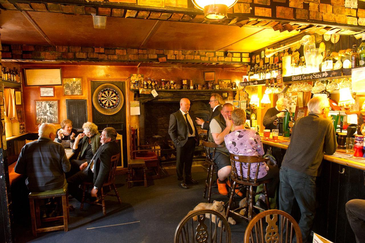Duke Of York Hotel Dolton Buitenkant foto